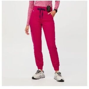Figs Women's Pink Jogger Pants